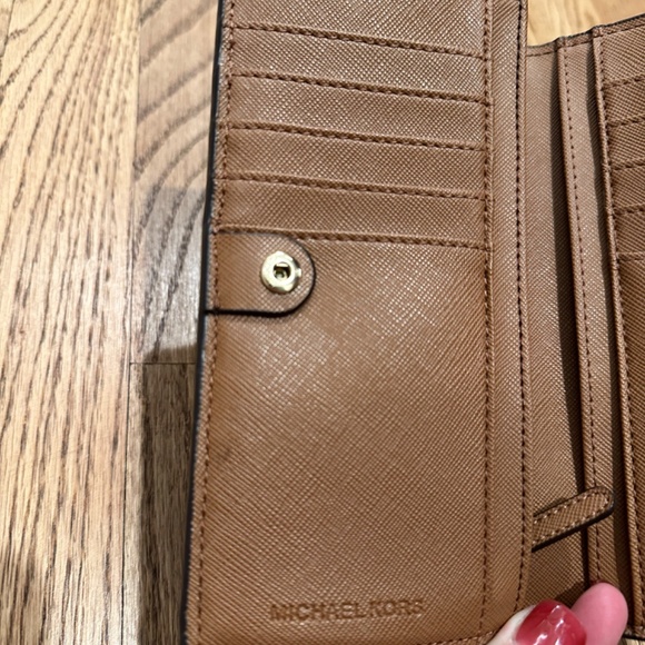 Michael Kors Trifold Wallet - Picture 3 of 13